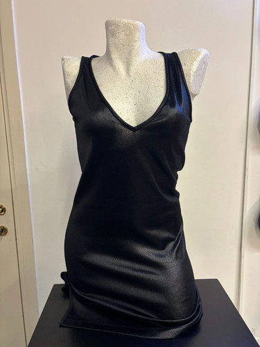 Abito elegante nero lucido