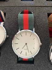 Orologio vintage con cinturino in tela movimento al quarzo