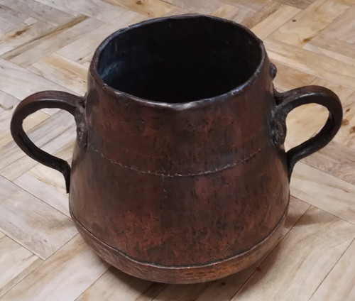 Grande antico calderone