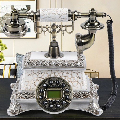 Telefono retrò antico design