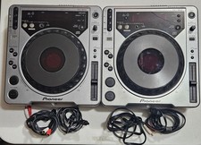 Pair Pioneer CDJ-800 CD