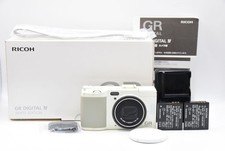 Fotocamera digitale Ricoh GR