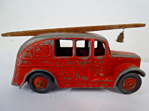 Dinky toys 250 streamline fire - streamline,