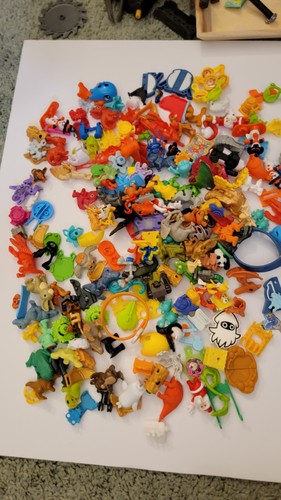 Kinder surprise toy lot d - lot,