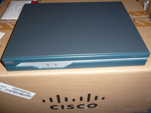 Router cisco 1841 serie - router,