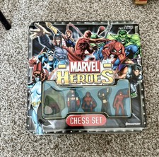 RARO Marvel Heroes Set Scacchi