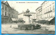 CPA : Bourgoin - La Place