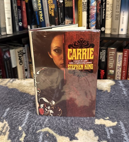 Carrie stephen king - carrie, (1974