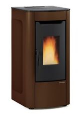 Stufa a pellet ventilata NORDICA EXTRAFLAME Sabry 7,0 kW bronzo