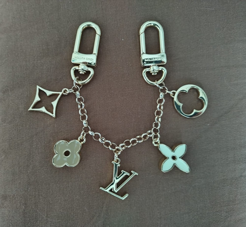 Portachiavi charm per borse - e,