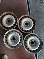 N.4 CERCHI FERRO RENAULT 4 FORI - 14" - 5,5J 14CH ET36 USATI J-2N