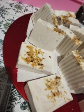 SAPONE ARTIGIANALE ALL'OLIO