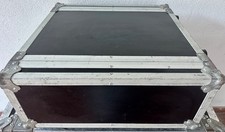 Flight case 4U