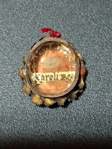 Relic reliquary reliquia - relic,