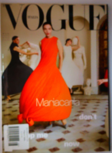 Vogue italia magazine maggio - vogue,