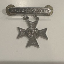Spilla da sparatutto affilata