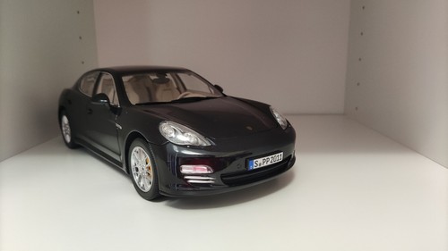 Norev porsche panamera 18 - porsche, 4s