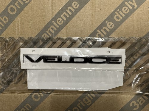 Logo emblema stemma - emblema, scritta