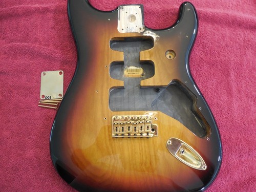 Corpo stratocaster fender - fender, mim