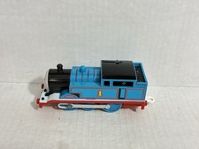 Locomotiva Tomy Thomas Plarail