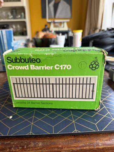 Subbuteo crowd barrier - crowd,