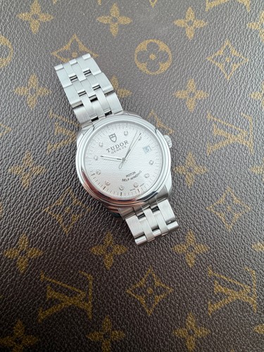 Tudor glamour date automatic - glamour,