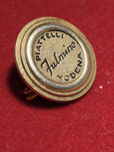 Spilla pubblicitaria piattelli - spilla,