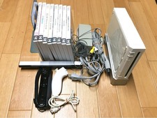 Pacchetto console Nintendo Wii con 8 giochi - testata funzionante - usata