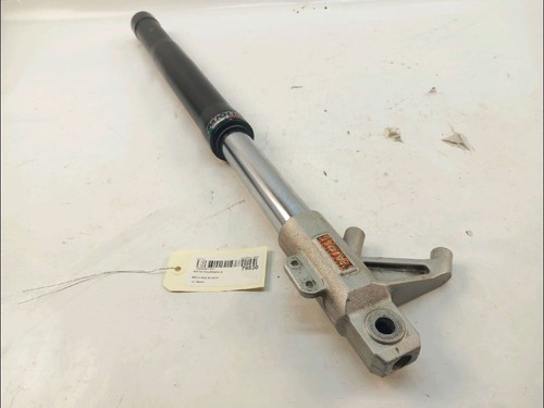 Tube fourche avant gauche - de,