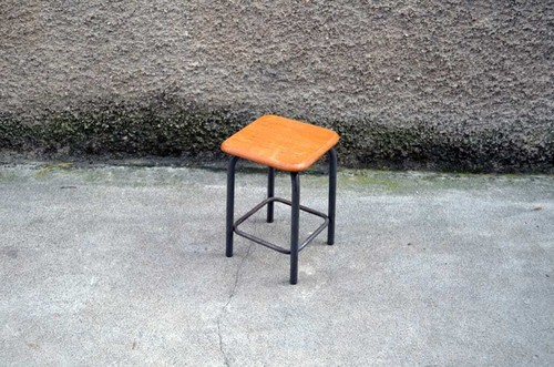 Sgabello industriale legno - in,