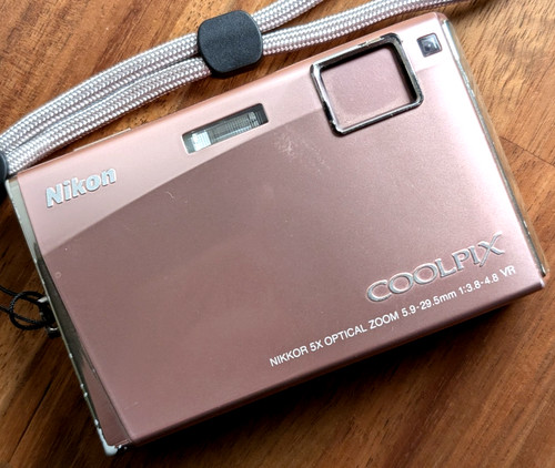 Mint nikon coolpix s60 - coolpix,