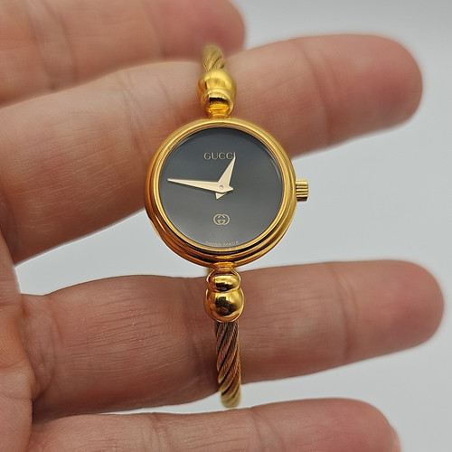 Vintage gucci 2700l ladies - vintage,
