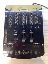 Numark DM3002X Professional DJ