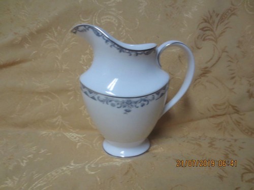 New royal doulton - doulton, 1996