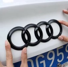 LOGO STEMMA AU - DI  NERO