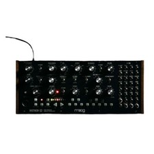 Moog Mother 32 Semi Modulare
