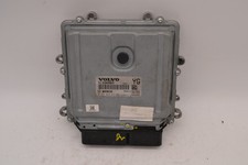 47009- Centralina ECU Volvo V40 2.0 Automatica dal 2012 al 2019 Cod 31336983