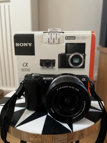 Fotocamera mirrorless sony - fotocamera,