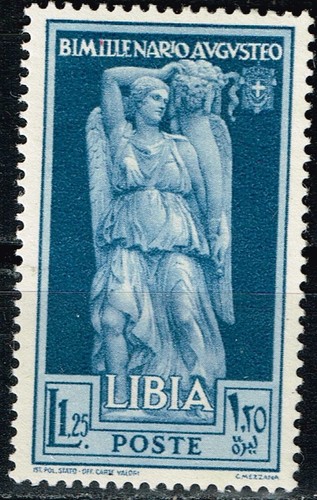 Francobollo scultura arte