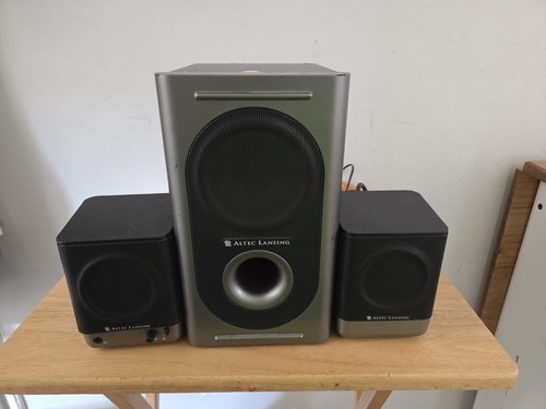 Altec lansing 221 - altec,