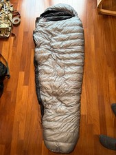 CARINTHIA D400 SLEEPING BAG - NOT PATAGONIA SEA SUMMIT MOUNTAIN EQUIPMENT CRYE