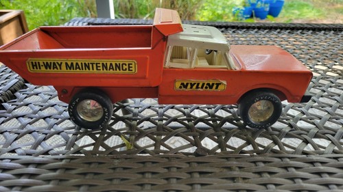 Camion manutenzione autostrada