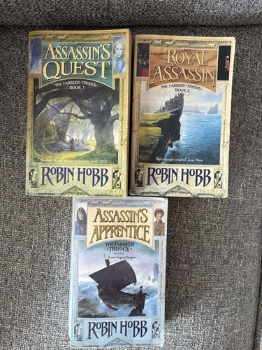 Robin hobb farseer trilogy set - robin,
