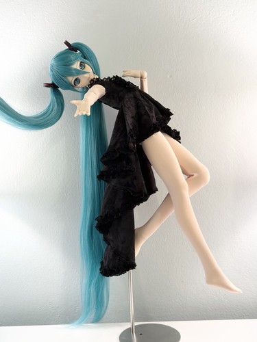 Volks dollfie dream hatsune - volks,