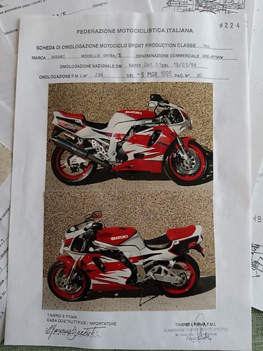 Suzuki gsx r750w - suzuki, gsx-r750w