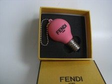 Ciondolo originale FENDI con chiavetta USB, per clienti VIP, si adatta alla custodia, nuovo