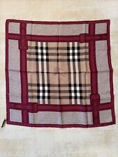 Piccolo foulard burberry Usato