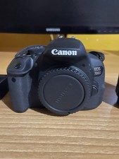 Canon EOS 700D + 18-55mm IS II