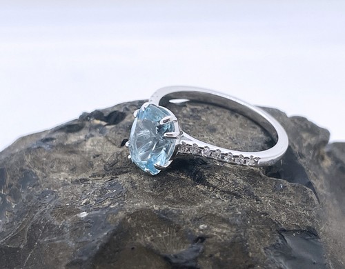 Anello con acquamarina - acquamarina, e