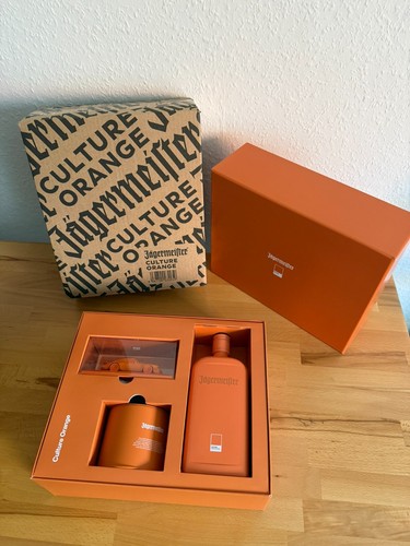 Jägermeister pantone - jägermeister,